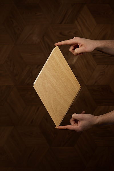 ESSENCE RHOMBUS WEB